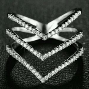 Triple Chevron Ring (Plat Plated-Sz 6,7,8)